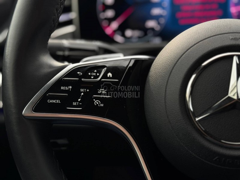 Mercedes Benz E 220 D/AVANTGARDE/DIGITAL