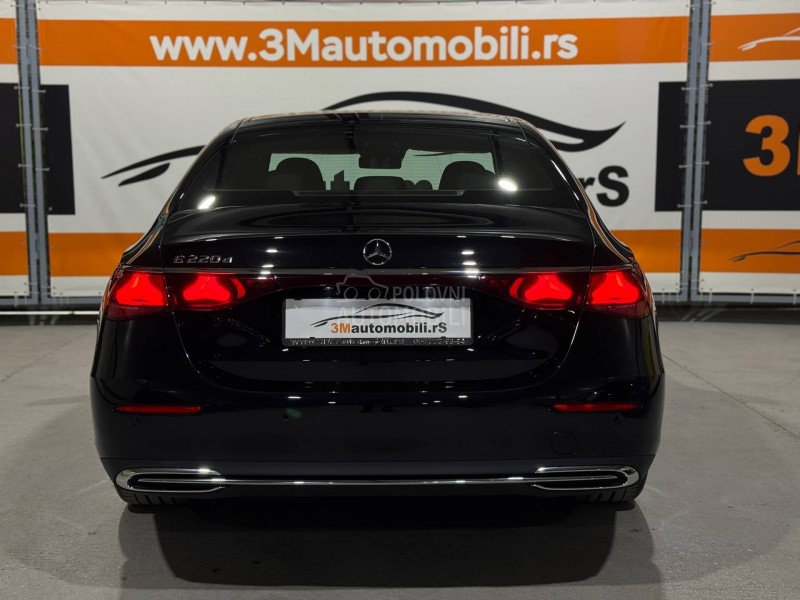 Mercedes Benz E 220 D/AVANTGARDE/DIGITAL