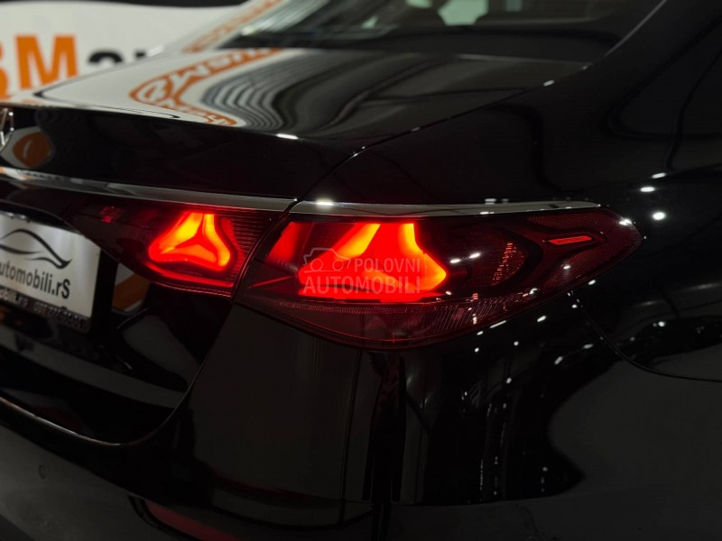 Mercedes Benz E 220 D/AVANTGARDE/DIGITAL