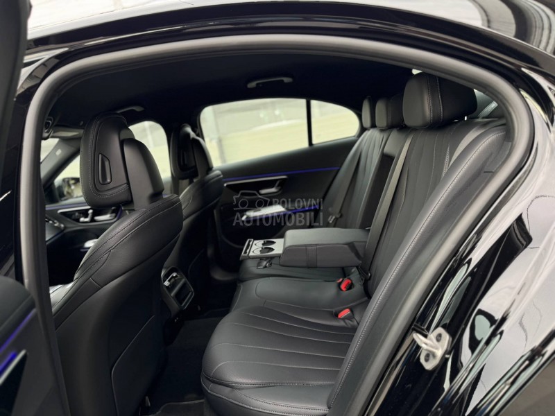 Mercedes Benz E 220 D/AVANTGARDE/DIGITAL