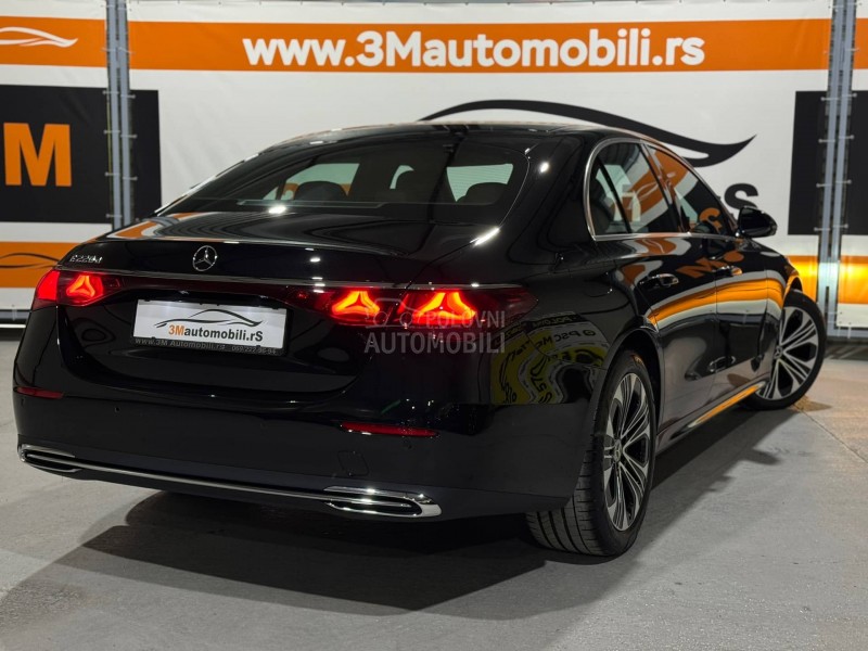 Mercedes Benz E 220 D/AVANTGARDE/DIGITAL