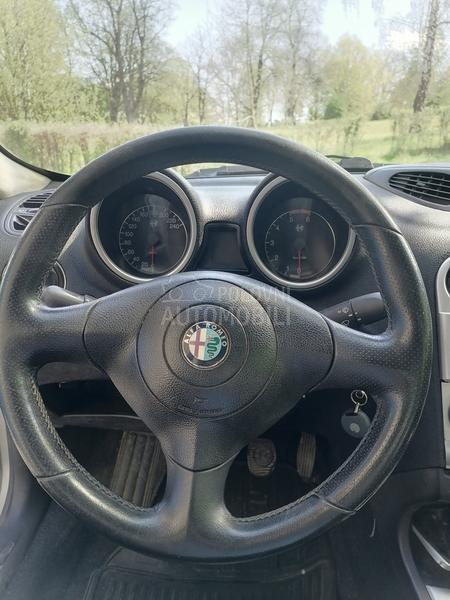 Alfa Romeo 156 