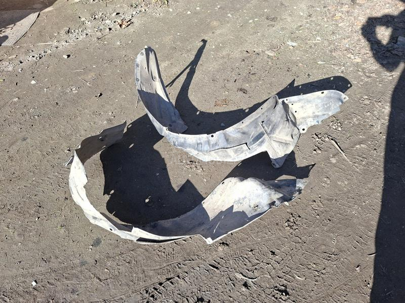 prednja potkrila 323f