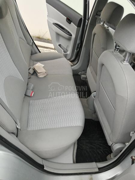 Hyundai Accent 1.4  DOHC