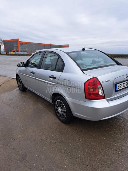 Hyundai Accent 1.4  DOHC