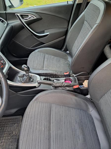 Opel Astra J 1,7 cdti