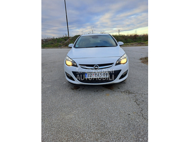 Opel Astra J 1,7 cdti