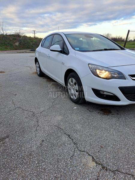 Opel Astra J 1,7 cdti