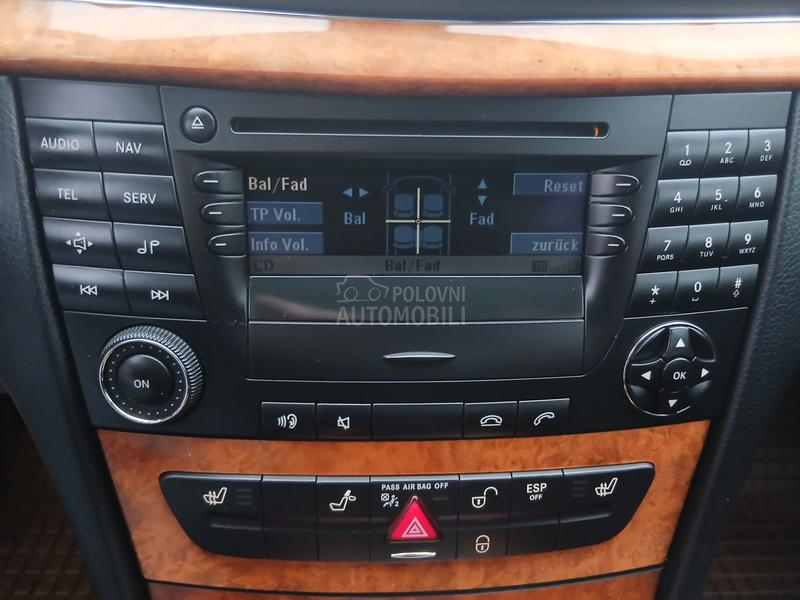 RADIO CD ZA MERCEDES W 211