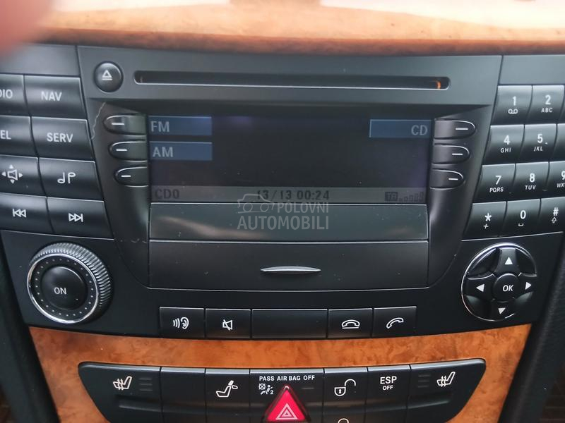 RADIO CD ZA MERCEDES W 211