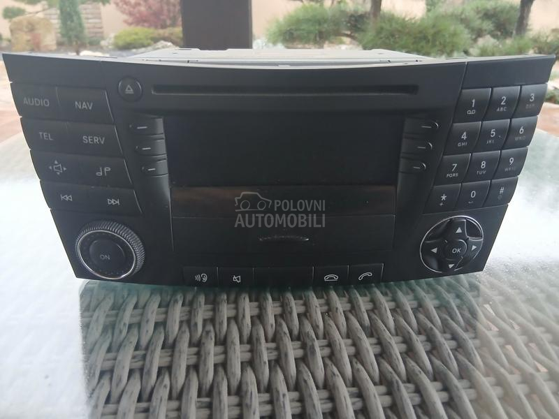 RADIO CD ZA MERCEDES W 211