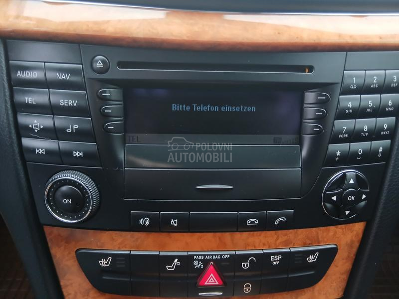 RADIO CD ZA MERCEDES W 211