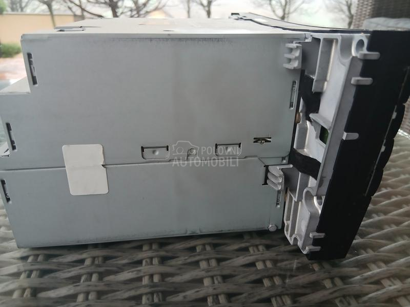 RADIO CD ZA MERCEDES W 211