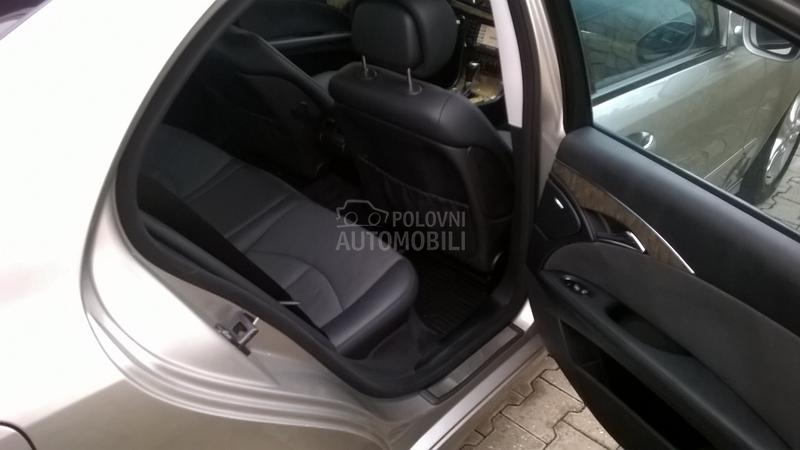 Mercedes Benz E 220 CDI AVANTGARDE NL.