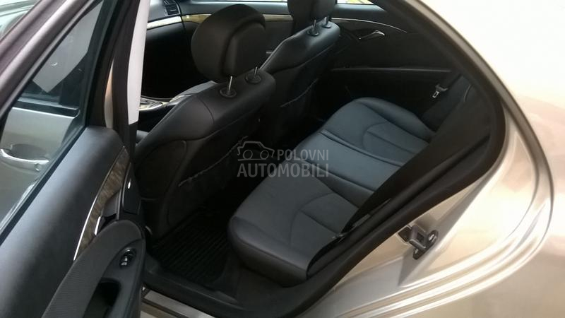 Mercedes Benz E 220 CDI AVANTGARDE NL.