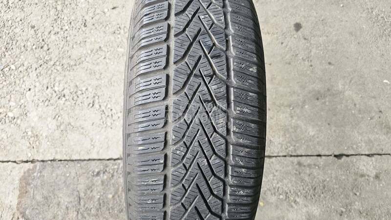 Semperit 215/70 R16 Zimska