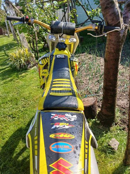 Suzuki RM 85