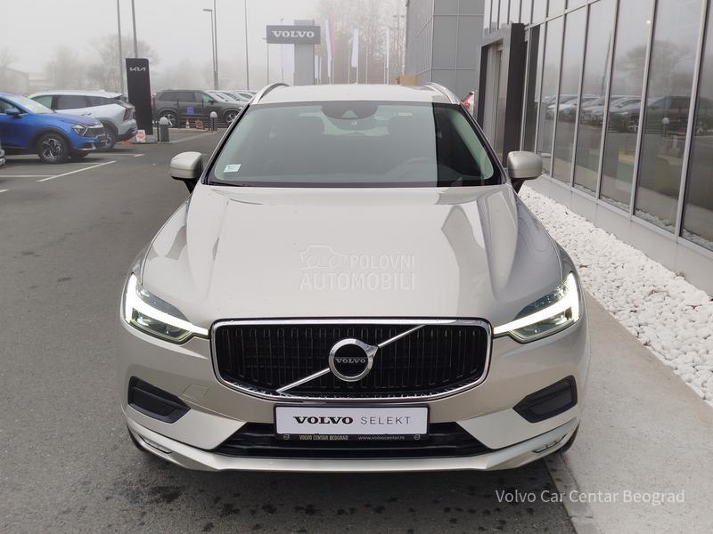 Volvo XC60 B4 MOMENTUM PRO