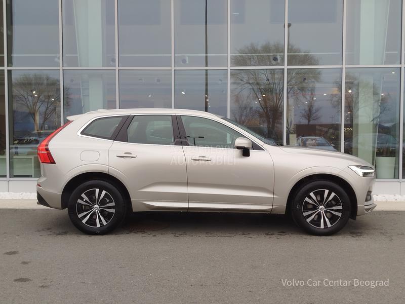 Volvo XC60 B4 MOMENTUM PRO