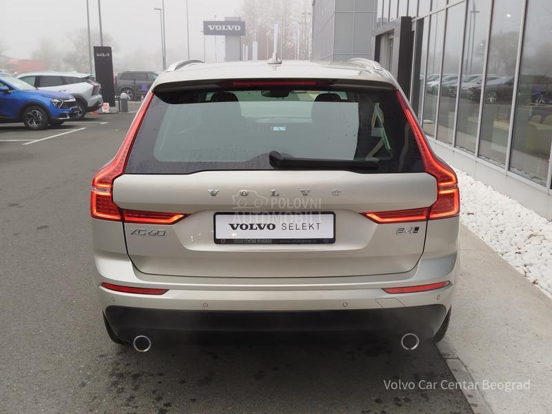 Volvo XC60 B4 MOMENTUM PRO