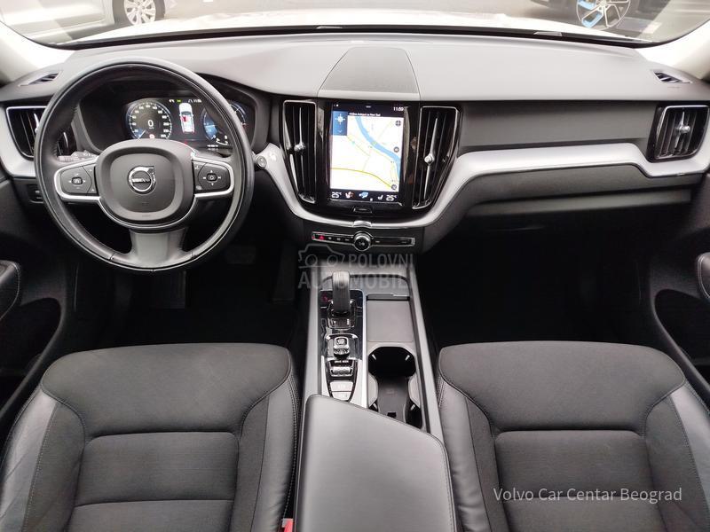 Volvo XC60 B4 MOMENTUM PRO