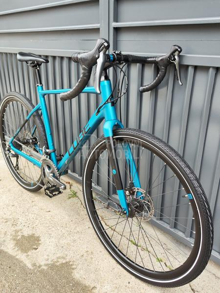 Cube Nuroad 2x8 Claris