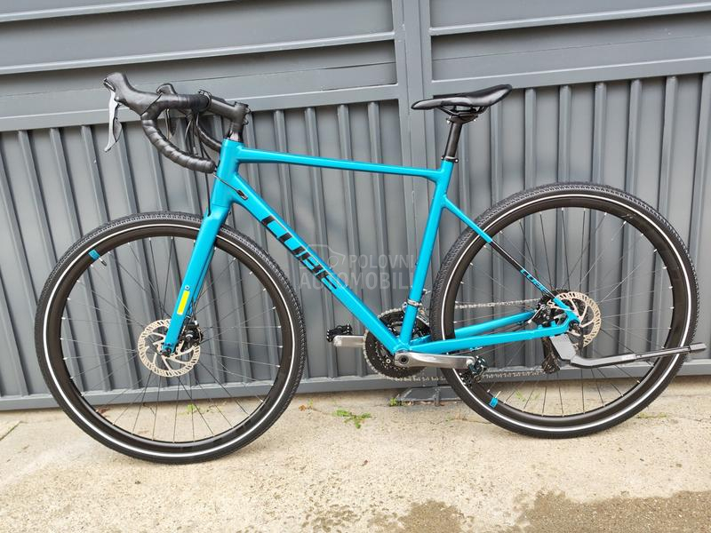 Cube Nuroad 2x8 Claris