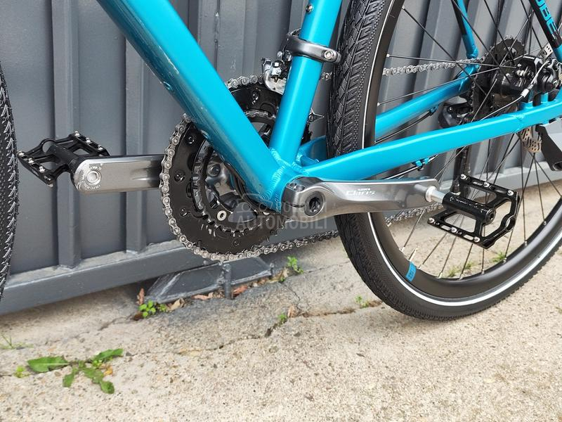 Cube Nuroad 2x8 Claris