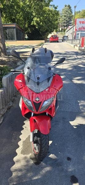 Gilera Nexus 300