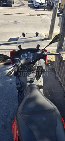 Gilera Nexus 300