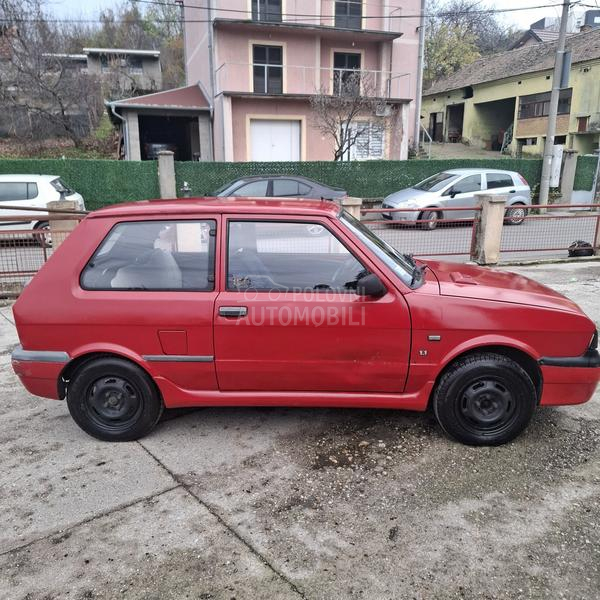 Zastava Yugo Tempo 