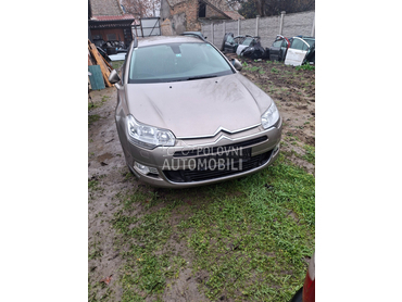 Citroen C5 -  kompletan auto u delovima