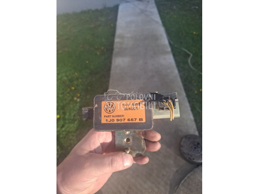 Senzor ESP za Volkswagen Golf 4 od 1998. do 2004. god.