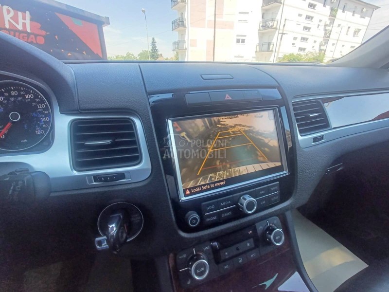 Volkswagen Touareg 3.0tdi