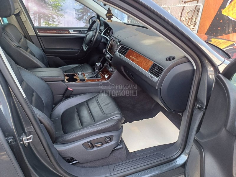 Volkswagen Touareg 3.0tdi