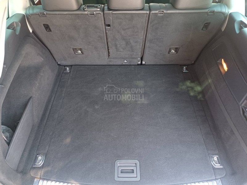 Volkswagen Touareg 3.0tdi