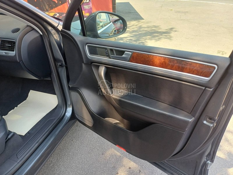 Volkswagen Touareg 3.0tdi