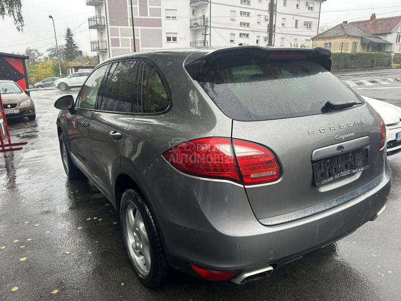 Porsche Cayenne 3.0d