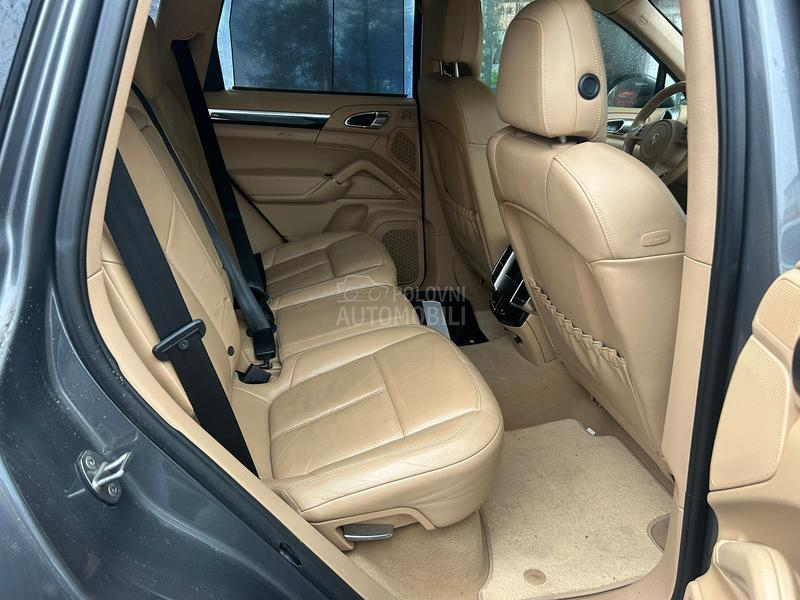 Porsche Cayenne 3.0d