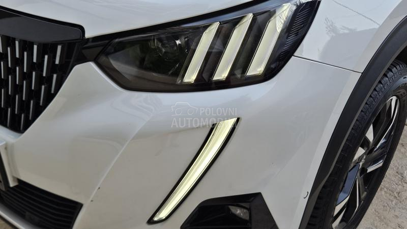 Peugeot 2008 GT/3D/Cam/Ahd