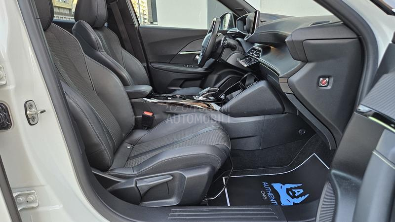 Peugeot 2008 GT/3D/Cam/Ahd