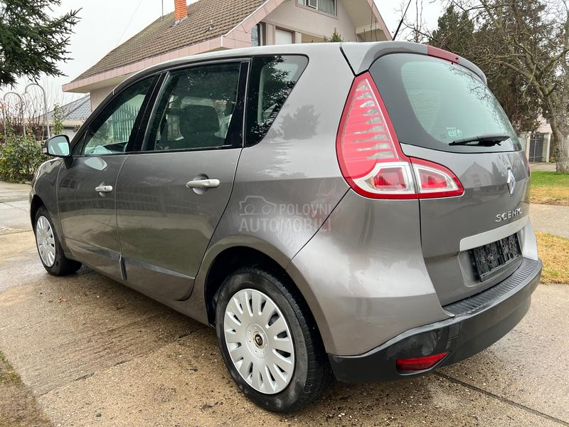 Renault Scenic 1.6b