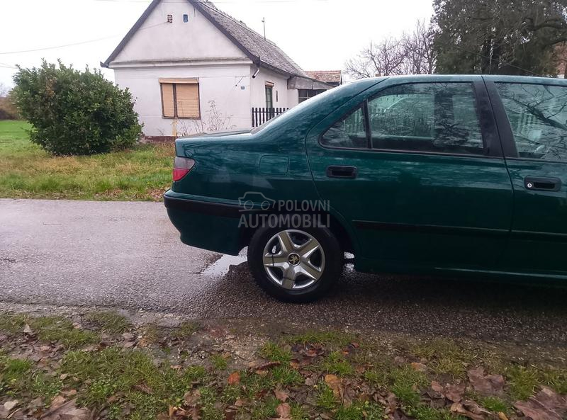 Peugeot 406 