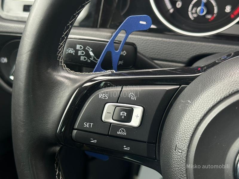 Volkswagen Golf 7 2.0 R DSG Kam 4x4