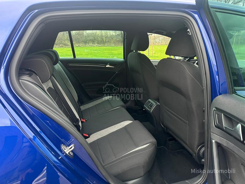 Volkswagen Golf 7 2.0 R DSG Kam 4x4