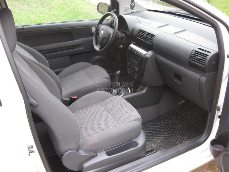 Volkswagen Fox 6 ventila 2008. god. -  kompletan auto u delovima