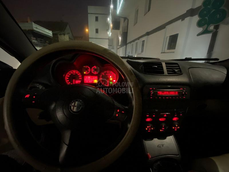Alfa Romeo GT 