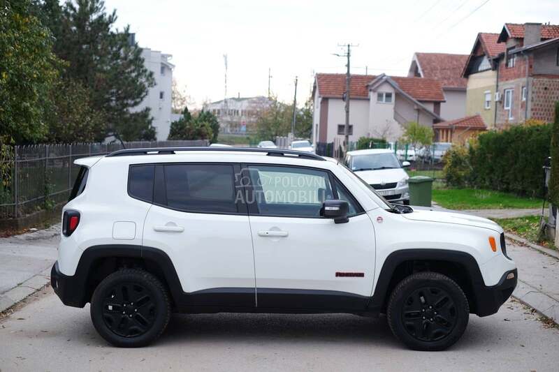 Jeep Renegade 2.0DIZ Trail Hawk4x4
