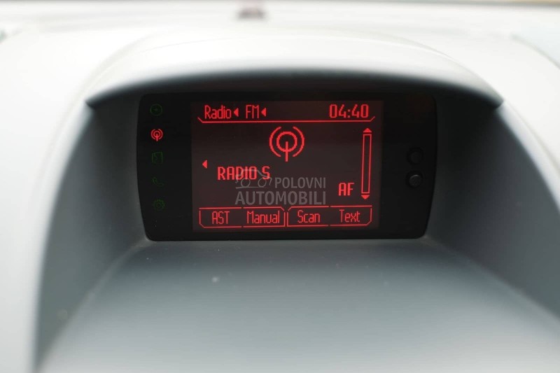 Ford Fiesta 1.4i TNG TITANIUM