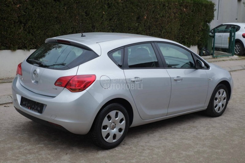 Opel Astra J 1.7CDTI Elective 92k